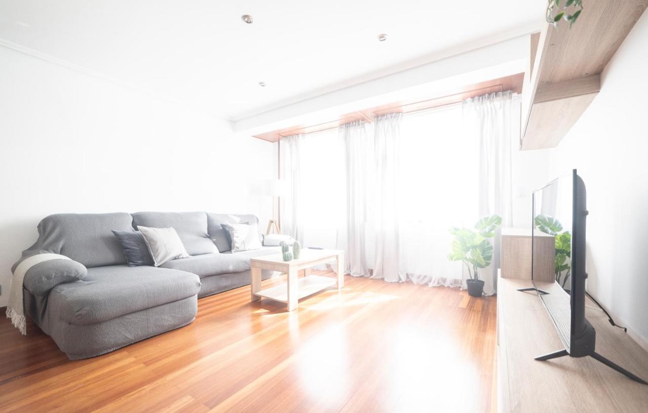 Apartamento Victoria Apartment Ferrol Luaran gambar