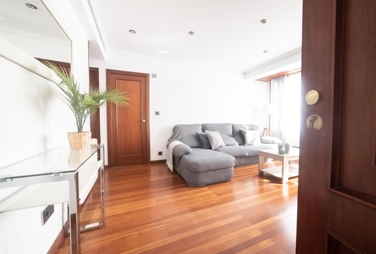 Apartamento Victoria Apartment Ferrol Luaran gambar