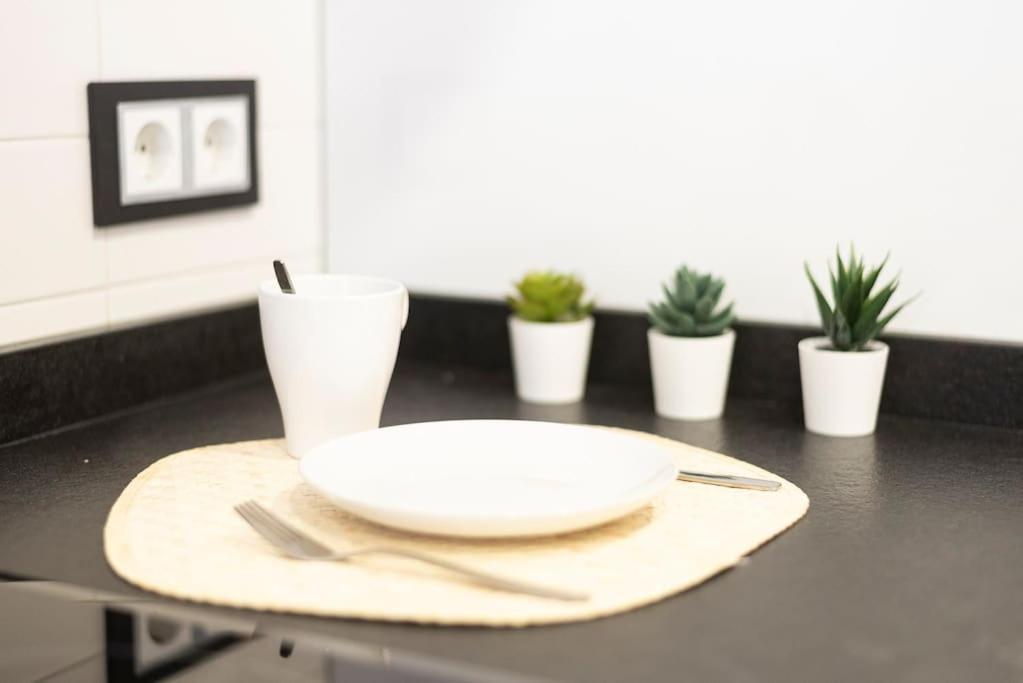 Apartamento Victoria Apartment Ferrol Luaran gambar